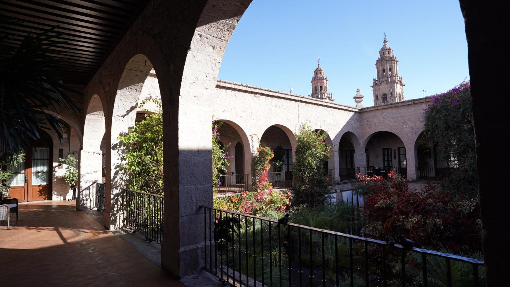 Hotel De La Soledad Morelia Exterior photo